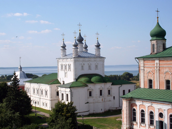 История расцвета и упадка монастыря